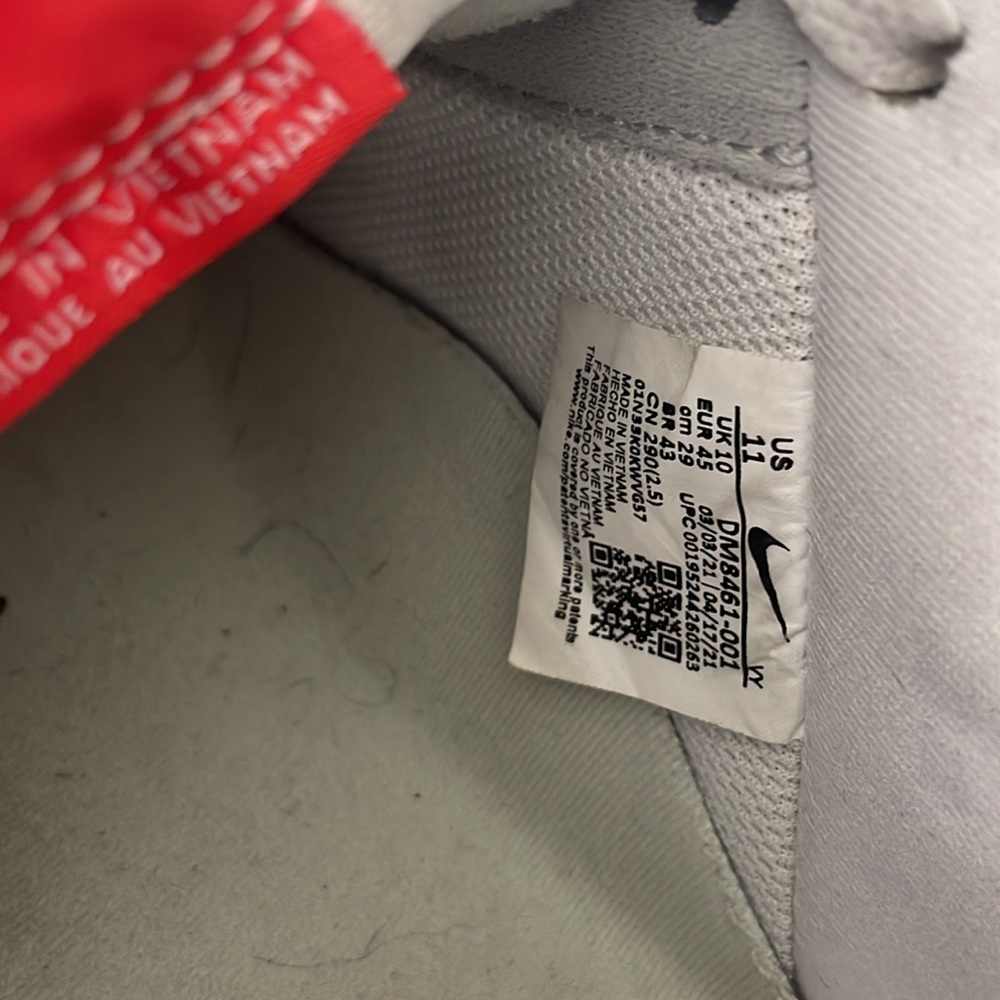 Undefeated x Nike Air Force 1 Low 5 On It. Size 11 - Picture 10 of 12